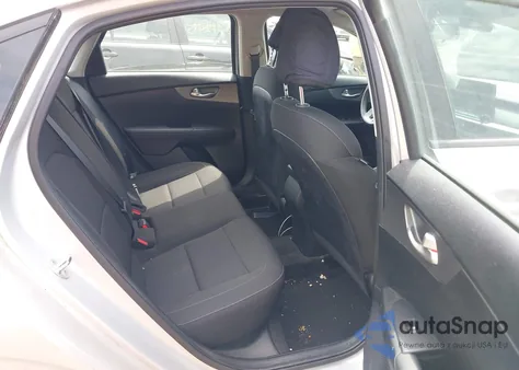 2019 Kia Forte Lxs z USA, uszkodzony, nr VIN 3KPF24AD5KE131934